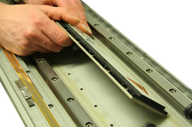 Assembling the magnetic plates 1: